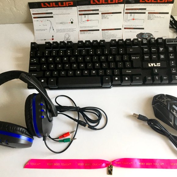 LVLUP LU745 PRO Computer Gaming Kit Headphones, Mouse, Keyboard Bundle Set - Picture 13 of 16
